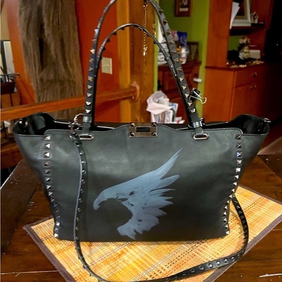 Valentino ROCKSTUD 3 /Way💥SUPER GORG BOLD SEXY ELEGANT💥Large 13” - Picture 6 of 16